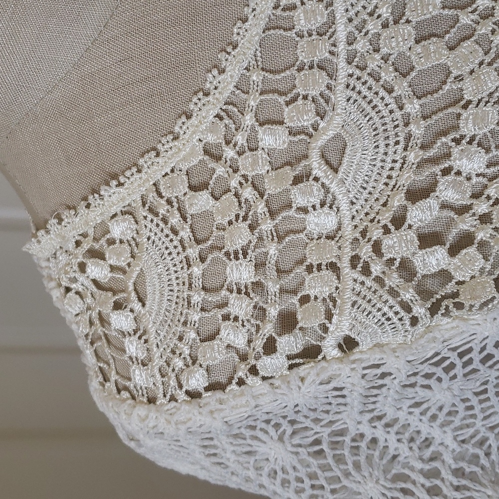 Vintage Disney D-Signed Crochet Lace Top Off White • Cottagecore Sheer • SMALL - Picture 9 of 16